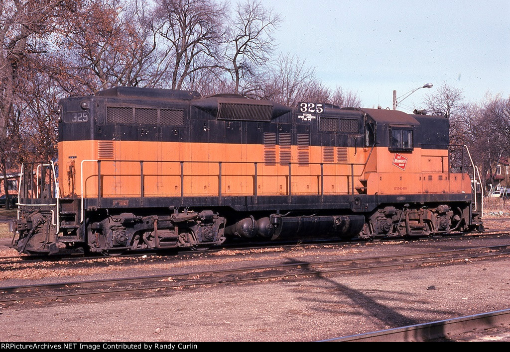 MILW 325 at Minneapolis